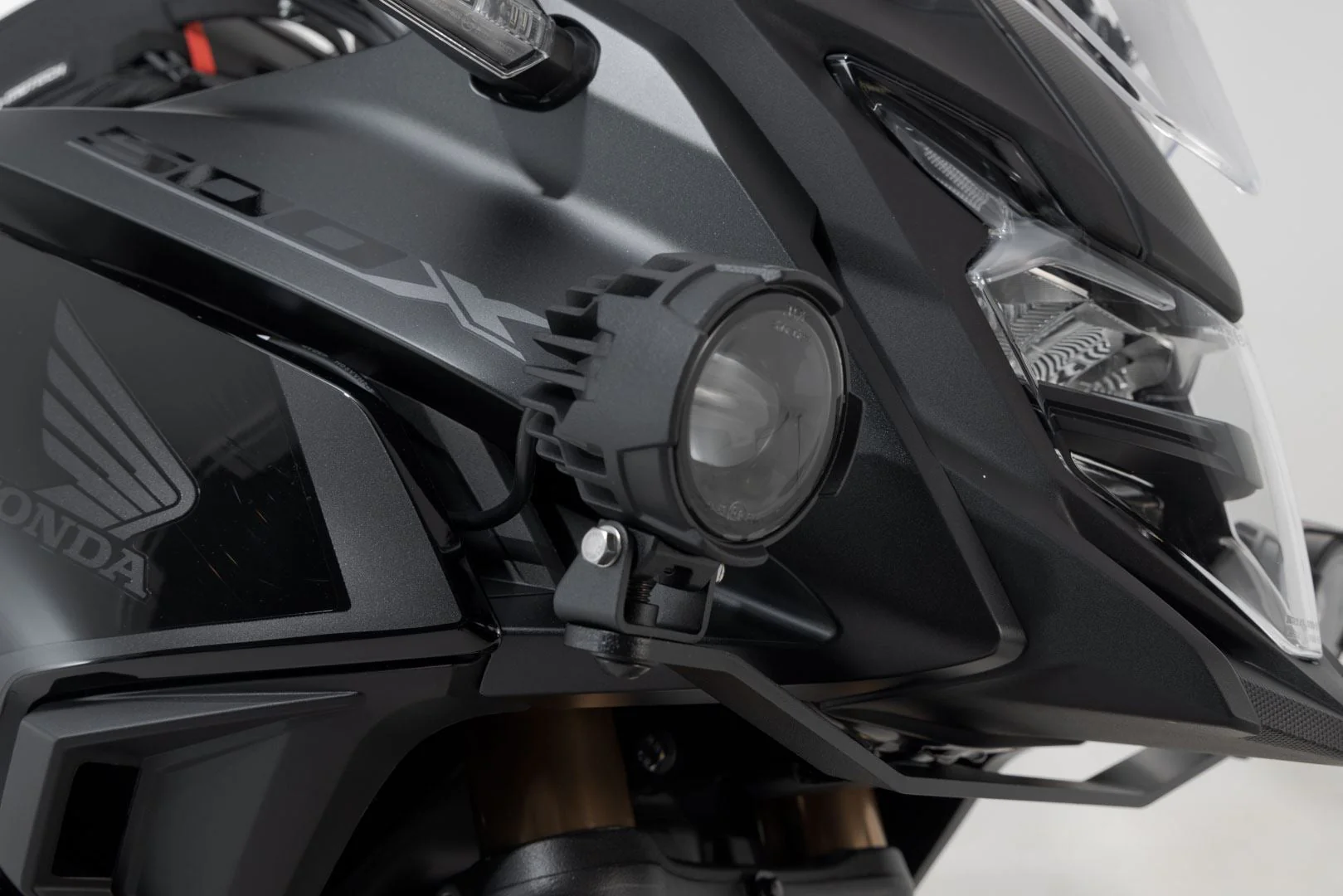 EVO high beam kit Honda CB500X (18-), NX500 (23-) Black - Image 4